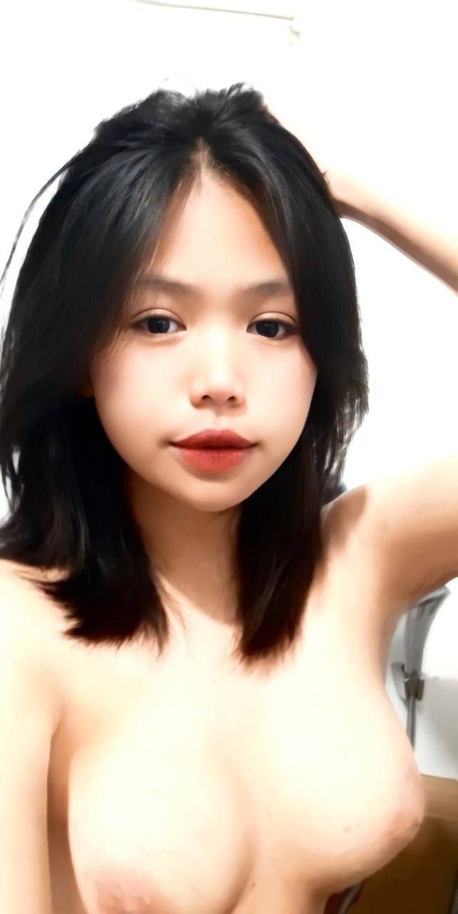 Con số này thật tuyệt vời, người phụ nữ trưởng thành ngực to ngọt ngào liên tục thúc đẩy và lên đỉnh